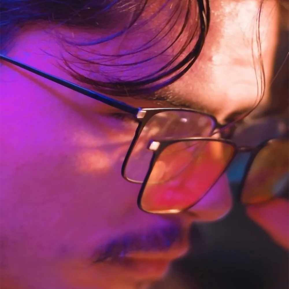 Multifunctional Eyewear at Your Fingertips